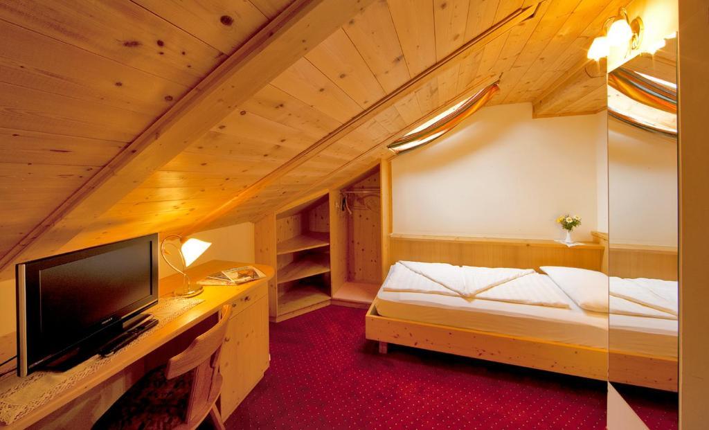 Hotel Rainegg Olang Chambre photo